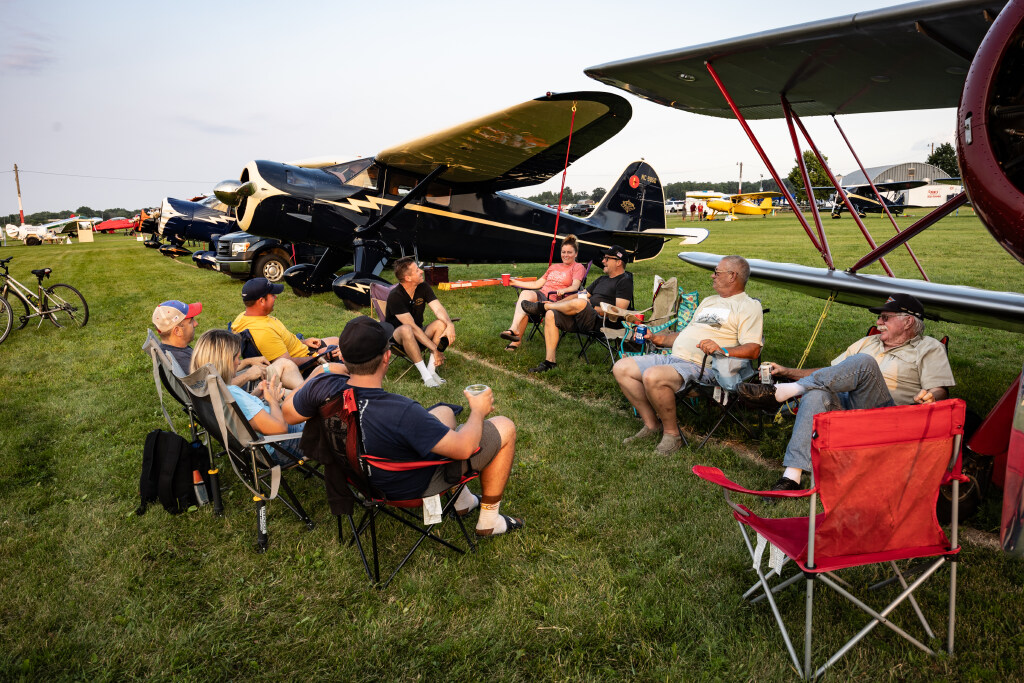 friends at EAA