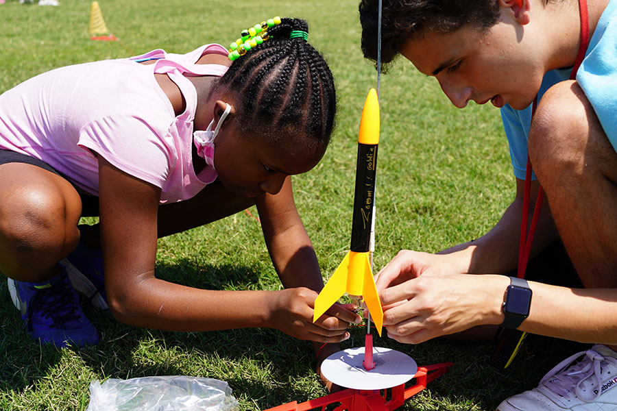 EAA aeroeducate and estes rockets